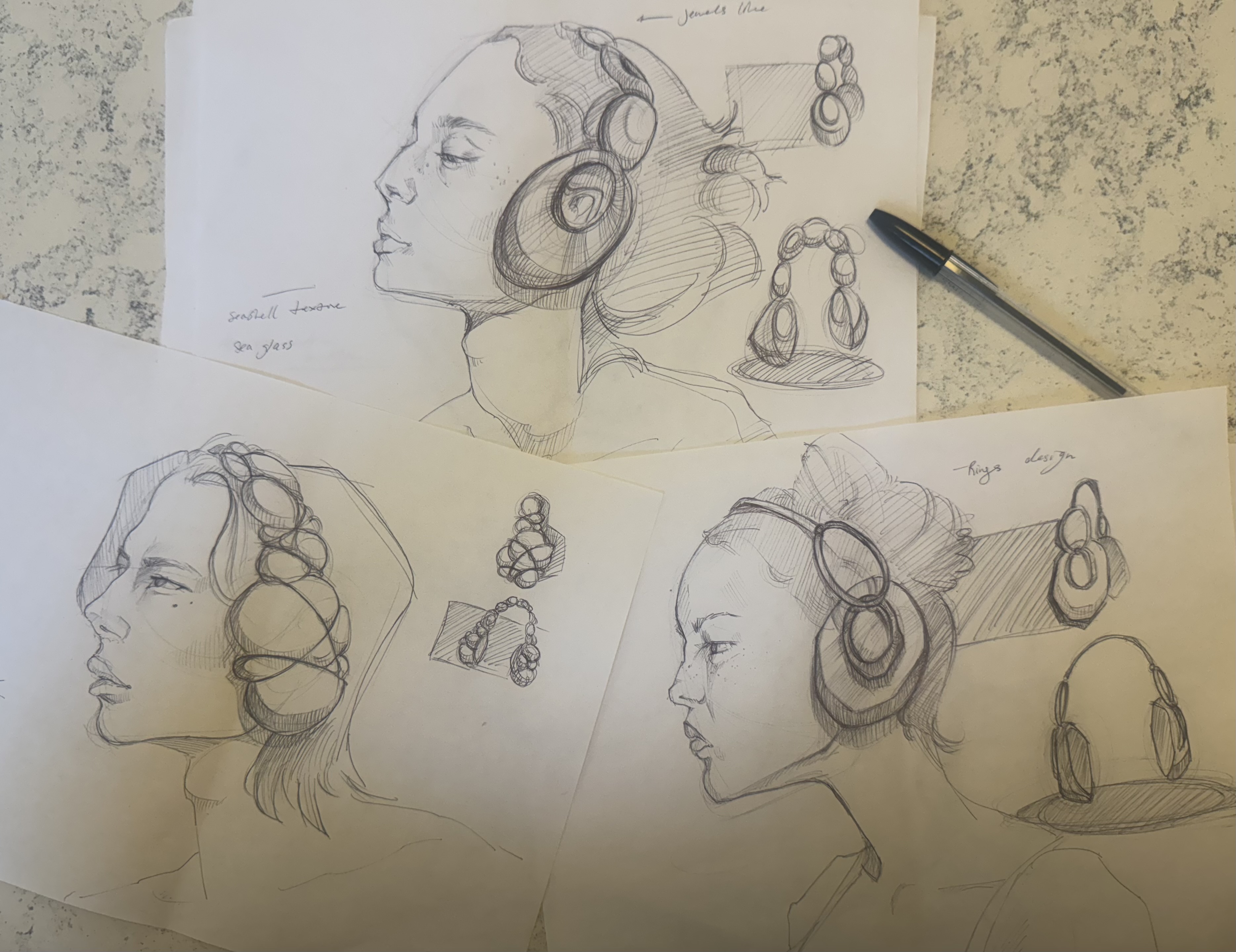Headphone sketch — profile with rings, sleek modern